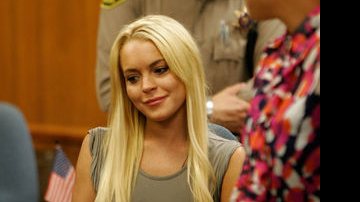 Lindsay Lohan se entrega à polícia em Beverly Hills - David McNew/Getty Images
