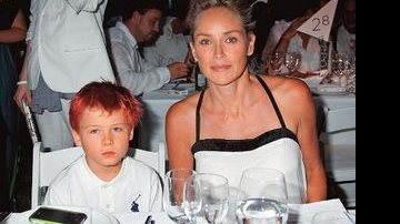 Sharon Stone e o filho Roan - CITYFILES