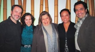 O casal de atores Leonardo Medeiros e Rennata Airoldi é recebido pela chique Nancy Saeki, de preto, para jantar com Lulu Librandi e Fábio Arruda, no Shintori, em SP. - ALE SOCCI, BETTO SIQUEIRA, CAMILA PEIXOTO, CARLOS NICKEL, DUDU PACHECO, EDU SANTANA, FERNANDO HIRO, FRED PONTES/DIVULGAÇÃO, JORGE SATO, MURILO MATTOS, OTNIEL SOUZA, PATRÍCIA DE FREITAS