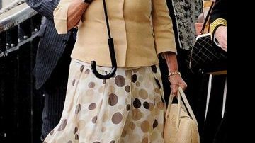 Camilla faz visita ao Queen Victoria - REUTERS
