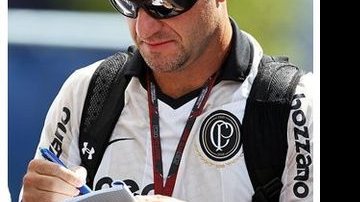 Rubens Barrichello na Itália - Reprodução Twitter