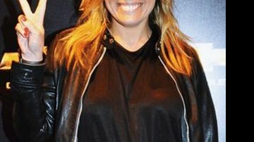 A jornalista Maria Cândida curte os sucessos de Bon Jovi no Morumbi. - MARGARETHE ABUSSAMRA / ABUSSAMRA PHOTOS E MROSSI