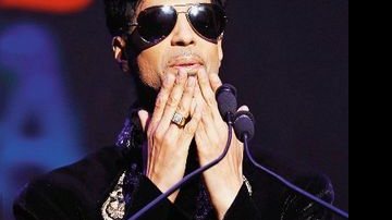 Prince anuncia turnê, no Apollo Theater, em Nova York. - FABIO THELLES, FERNANDO ZEFERINO, FLAVIA FUSCO, LEANDRO NETTO, LUCIANA AITH, OTÁVIO LILLA, OVADIA SAADIA, RENATA BATAGLIA, REUTERS E SAMUEL CHAVES