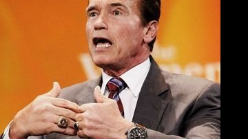 O governador da Califórnia, Arnold Schwarzenegger, na Conferência de Mulheres. - CÉSAR MARFARÁ, DINHO RODRIGUES, EZYÊ MOLEDA , LUIZ DI BELLA, LIANE NEVES E MÁRCIA STIVAL