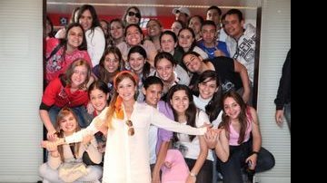 Claudia Leitte embarca para Las Vegas com carinho dos fãs - Fabio Nunes / Divulgação / Reprodução Site Oficial