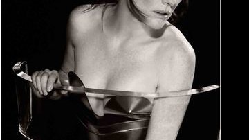 Julianne Moore mostra sensualidade nas fotos - Reprodução