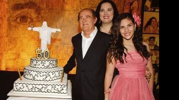 Renato Aragão com a mulher, Lilian, e a caçula, Lívian - IVAN FARIA