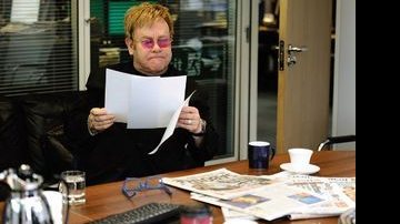 Elton John: Editor por um dia - REUTERS