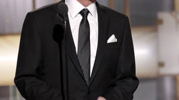 Michael Douglas no palco do Globo de Ouro 2011 - Getty Images