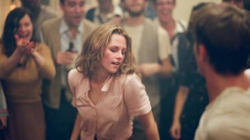 Kristen Stewart em foto do filme 'On The Road' - Reprodução / Comme au Cinema