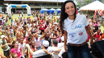 Suzana Pires participa do Ação Global em Nova Friburgo - TV Globo / Kiko Cabral