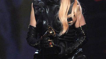 Lady Gaga usa peruca para disfarçar a queda de cabelo - Getty Images