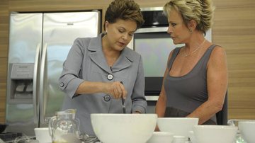 Ana Maria Braga recebe a presidenta Dilma Rousseff no programa 'Mais Você' - TV Globo/Renato Rocha Miranda