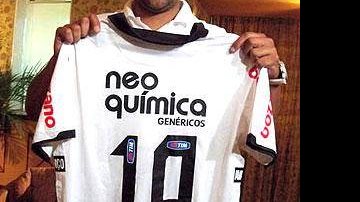 Adriano, novo reforço do Corinthians - Divulgação