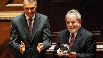 Lula é homenageado em Portugal - REUTERS