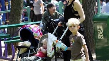 Gwen Stefani e filhos no zoológico de Los Angeles - CityFiles