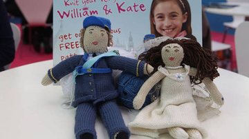 Bonecos comemoram o casamento de Príncipe William e Kate Middleton - Getty Images