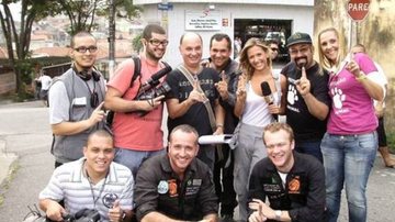 Luisa Mell e a equipe do "Estação Pet" - Divulgação/ TV Gazeta