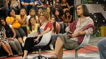 Sandy e Laerte no "Altas Horas" - TV Globo/ Marcos Mazini