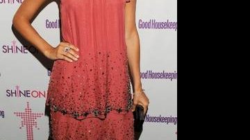 Jovial e elegante, Camilla prestigia o Good Housekeeping's Shine On Awards - FOTOS: GETTY IMAGES