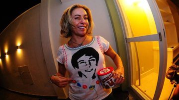 Cissa Guimarães usa camiseta em homenagem ao filho - Reprodução / Twitter