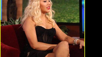 Christina Aguilera no programa da Ellen DeGeneres - Reprodução/ Just Jared