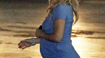 Kate Hudson esconde barriga de grávida - CityFiles