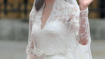Kate Middleton: detalhes do vestido assinado por Sarah Burton - Getty Images