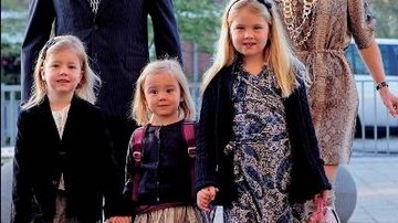 Junto ao marido, Willem-Alexander, ela prioriza o bem- -estar de Alexia, Ariane e Catharina - AP