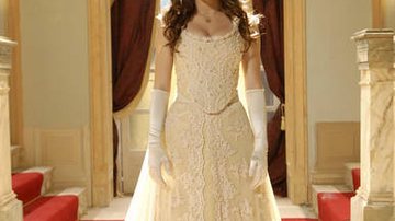 Bianca Bin se veste de princesa para cenas da novela 'Cordel Encantado' - TV Globo / Marcio Nunes