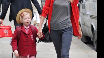 Claudia Schiffer e a filha Clementine - Getty Images