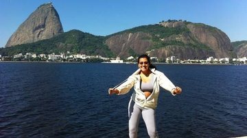 Regina Casé: malhação e amor ao Rio - Reprodução/ Twitter