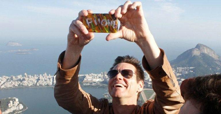 Jim Carrey: turista no Rio de Janeiro - Gabriel Reis e Delson Silva / AgNews