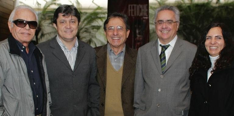 Cid Moreira, Rodrigo Azevedo, Antoninho Rossini, Luis Nassif e Fátima Sampaio no lançamento do prêmio, SP. - GIANNE CARVALHO