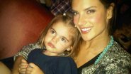 Alessandra Ambosio com a filha Anja Louise - Reprodução Twitter