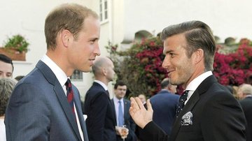 Príncipe William bate papo com David Beckham em Los Angeles - Reuters