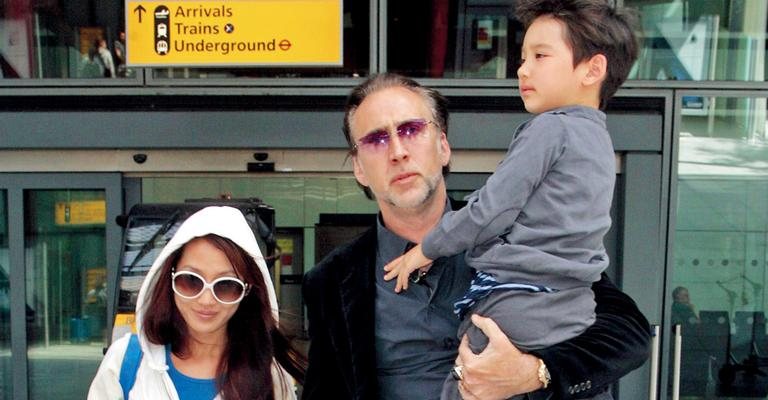 Nicolas Cage em família - Grosby Group