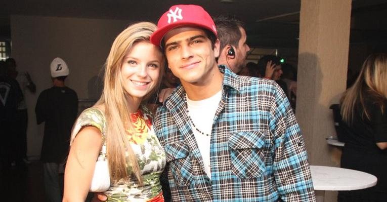 Bernardo Mesquita com a namorada Thaísa Leal - Thyago Andrade / Photo Rio News