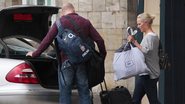 Princesa Zara Phillips e Mike Tindall voltam para casa - Reuters