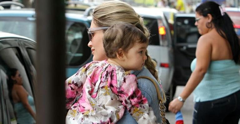 Flávia Alessandra com a filha Olívia - Leotty Junior / AgNews