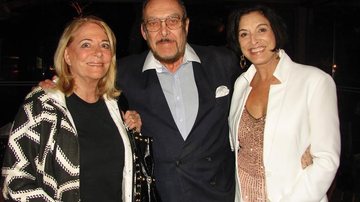 O casal Anita e Luiz Carlos Miele prestigia a empresária Ligia Azevedo no lançamento do projeto Turismo e Saúde em Búzios, Rio de Janeiro.