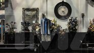 Imagens do Funeral de Charlie Harper (Charlie Sheen) - Reprodução TMZ