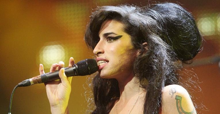 Amy Winehouse no Mobo Awards em 2007 - Getty Images