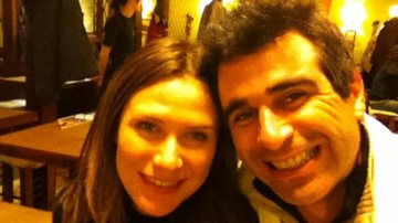 Rachel Ripani e Giuliano Girondi no restaurante Bodegón Fueguino, em Ushuaia - Arquivo Pessoal