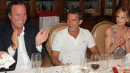 Antonio Banderas e Julio Iglesias em jantar - GrosbyGroup