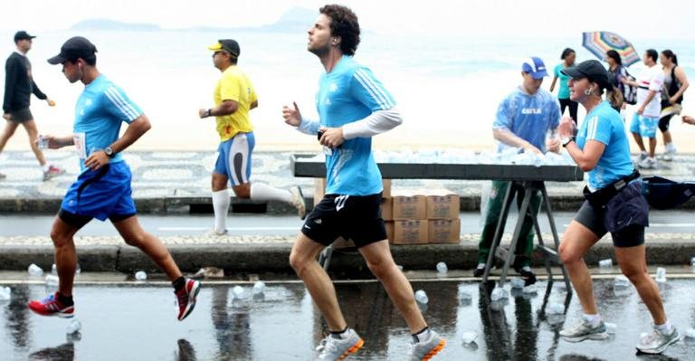 Thiago Fragoso participa da Meia Maratona no Rio - Gil Rodrigues / PhotoRioNews