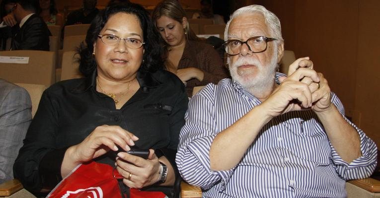 Manoel Carlos com sua esposa Beth Almeida - Alex Palarea / AgNews
