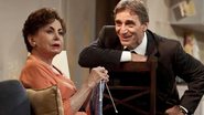 Beatriz Segall e Herson Capri na peça 'Conversando com Mamãe' - Divulgação