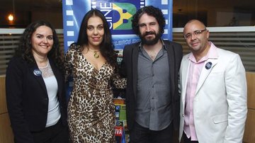 Juvandia Moreira, Cynthia Alario, Caco Ciocler e Cidálio Vieira Santos conferem a 2ª edição do Prêmio Cine B, SP.