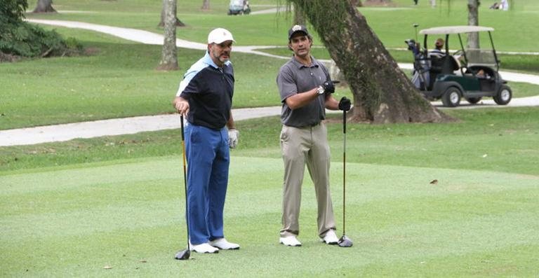 Humberto Martins e Marcos Pasquim jogam golfe no Rio de Janeiro - Dilson Silva/AgNews